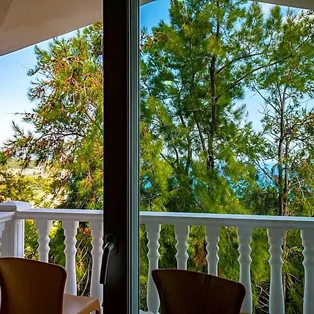 Senza Garden Club 5* Odaonu